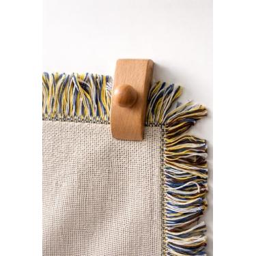 Imagem de Ceibo House Cabides de tapeçaria de madeira para cobertores e decoração de parede - Conjunto de 4 suportes de parede de madeira natural com parafusos e âncoras - Manta minimalista e exibição de