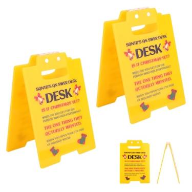 Imagem de 2 Peças de Placas Mesa Natal, Mini Decoração Divertid Escritório Frases Engraçadas Símbolos Festivos para Equipe Colegas Funcionários e Chefes Decoração Natal Local Trabalho (Amarelo, Modelo 1)