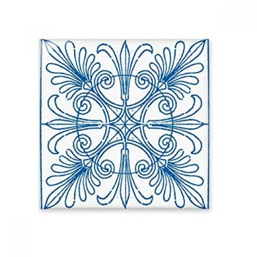 Imagem de Azulejo de cerâmica com padrão decorativo em estilo Talavera azul brilhante decalque de tijolos esmaltados