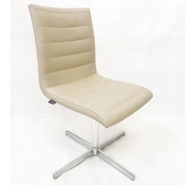 Imagem de Cadeira Decorativa Jaque Gomada Tecido Facto Fendi - Poltronas do Sul