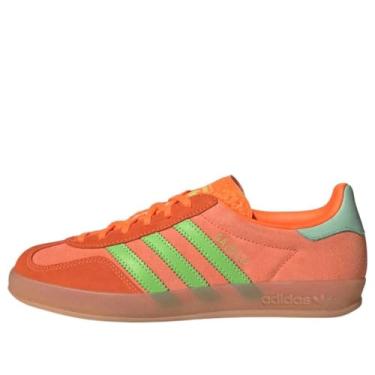 Imagem de adidas Tênis feminino Gazelle Indoor, Laranja solar/verde solar, 40