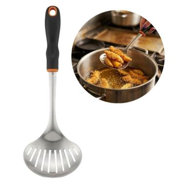 Imagem de Escumadeira BS40081 para Cozinha em Aço Inoxidável com Cabo Ergonômico em Silicone Preto Baker's Secret 37CM