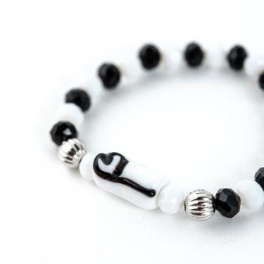 Imagem de Pulseira Preto Velho Firma Cachimbo Preto Branco Cristal - Lua Mística