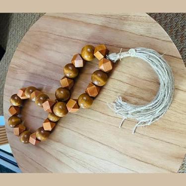 Imagem de Colar de Mesa Decorativo Madeira e Sisal Enfeite Sala Home Decoração Luxo Tendência