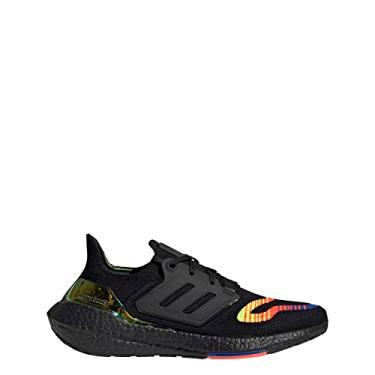 Imagem de adidas Tênis de corrida masculino Ultraboost 22, Core Black/Core Black/Power Blue, 10.5