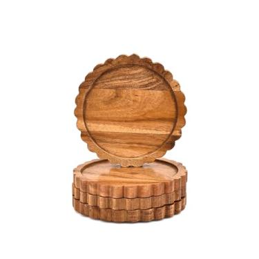 Imagem de BHAVATU Pratos de sobremesa de madeira de acácia conjunto de 4 pratos redondos de madeira para acompanhamentos, pão, frutas | Tábuas de servir versáteis e elegantes (17,8 cm x 17,8 cm x 1,9 cm)