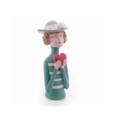 Imagem de Figura Decorativa Resina Boneca C/ Coração 61495 Rojemac