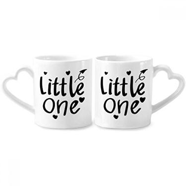 Imagem de Little One Quote Conjunto de canecas de porcelana para casais, copo de cerâmica com alça de coração
