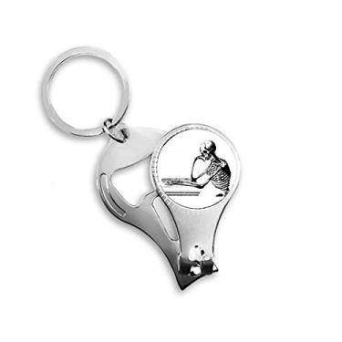 Imagem de Esboço de esqueleto humano postura sentada anel alicate chaveiro abridor de garrafa cortador