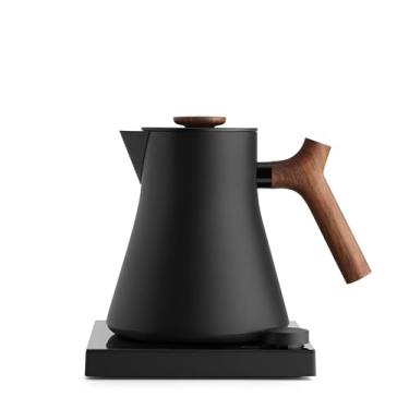 Imagem de Fellow Corvo EKG Pro Studio - Chaleira de chá elétrica de aquecimento rápido para controlo de temperatura da água a ferver, temporizador de infusão integrado, preto mate com cabo de nogueira, 0,9
