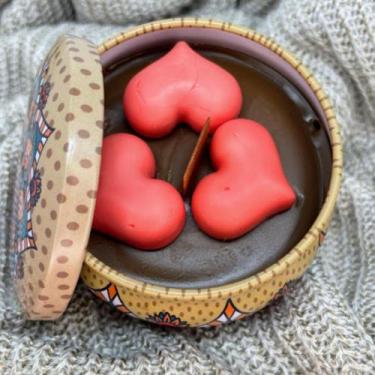 Imagem de Vela Casa da Vó 120g - Bolo de Chocolate Belga e Erva Doce - Mão de Ce
