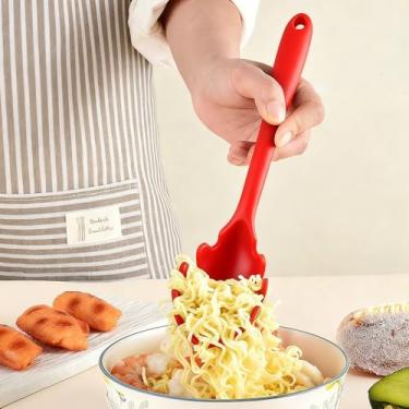 Imagem de Garfo de macarrão de silicone, servidor de colher de macarrão resistente ao calor, coador de espaguete livre de BPA, 21,6 cm (vermelho)
