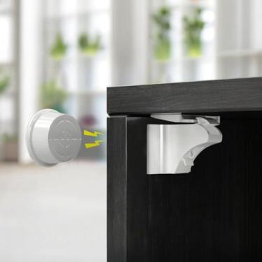 Imagem de Trava magnética invisível para armário à prova de segurança para bebês (4 fechaduras e 1 chave), sem perfuração, adesivo forte para instalação fácil e segura, serve para a maioria dos armários e