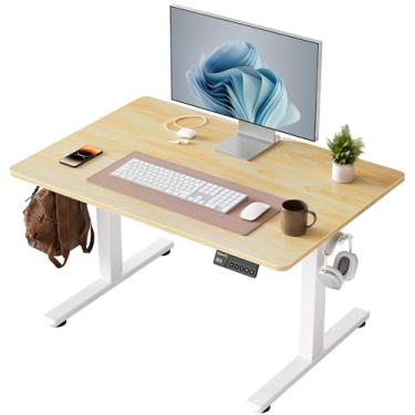Imagem de YIHAYO Mesa de uma peça ajustável de altura baixa, levanta 46 cm a 71 cm, mesa elétrica de pé para pessoas baixas, mesa de computador de 81 x 61 cm com placa de emenda para escritório em casa, natural