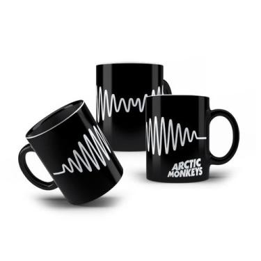 Imagem de Caneca de Porcelana Preta Banda Arctic Monkeys Album AM - VilelaGG
