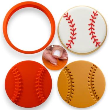Imagem de Cortador de biscoito redondo de bola de softbol de beisebol, 7,5 x 7,6 cm, cortador e carimbo 2 em 1 com alça, pode ser lavado na lava-louças, durável e fácil de cuidar