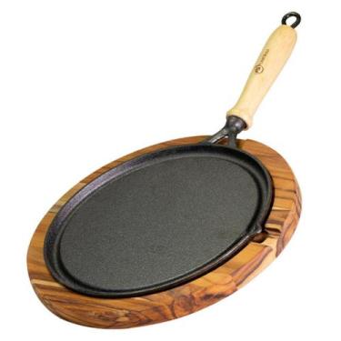 Imagem de Chapa Bifeteira De Ferro Fundindo Redonda Lisa 22 Cm Com Tábua De Made
