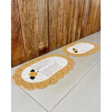 Imagem de Kit 2 Tapetes 70x50cm Oval Bordado Crochê Artesanal (Mostarda)
