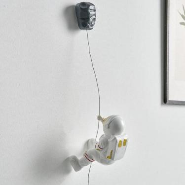 Imagem de Estatuetas de alpinista de astronauta com escultura de parede para dec