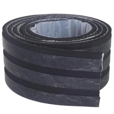 Imagem de Eva Rodape Ripado Laminado Acabamento Marmo Preto - 10M - Nova Moldura