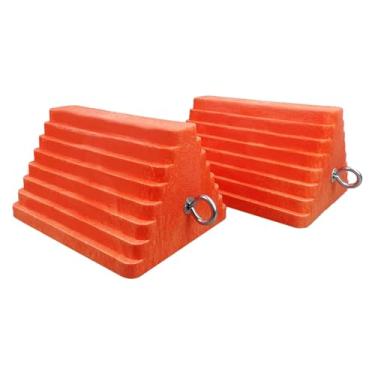 Imagem de HOXWELL Calços de pneu de roda resistentes premium de 2 peças, calços de veículo com olhal para trailers de viagem, trailers, caminhões, carros e quadriciclos, pacote com 2 laranja