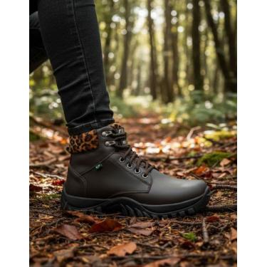 Imagem de Coturno Feminino Para Trabalho Bota Coturno Adventure Antiderrapante E