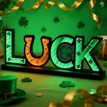 Imagem de MEETYAMOR Decorações de Dia de São Patrício, sinal da sorte infinito espelho túnel luz com trevo para decoração do dia de São Patrício, luzes noturnas com extensão infinita para mesa de sala de estar