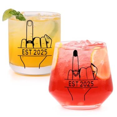 Imagem de comfit Presentes de noivado para casais - presentes de chá de panela - presentes de casamento para noiva e noivo, dele e ela, recém-casados - Presente de vidro de vinho e uísque para o Sr. e a Sra