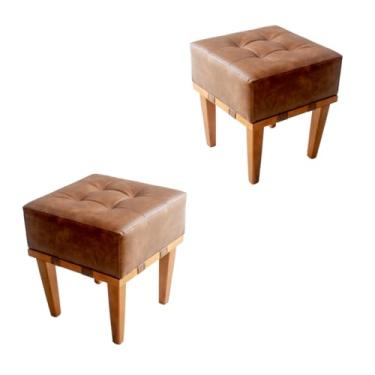 Imagem de Kit 2 Puffs Banquetas Quadrado Apolo Para Sala Em Madeira Maciça e Couro Marrom