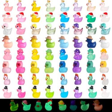 Imagem de GGSTDDUP 64 mini patos luminosos de resina, 8 tipos de patos pequenos de plástico, mini bonecos de animais de resina, estatuetas em miniatura para jardim de fadas, casa de bonecas, aquário, vaso, topo