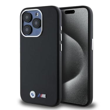 Imagem de BMW Capa Capinha Carbon Full Black para iPhone 16 Pro Max, Oficialmente Licenciada, Couro PU Carbono com Botões Metálicos, Proteção contra Impacto, Estilo Premium, Garantia 1 ano (IPHONE 16)