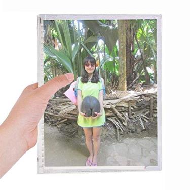 Imagem de Caderno Tropic de Coqueiro Ellie Yao Beautiflu Girl com Folhas Soltas Diário Recarregável