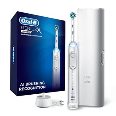 Imagem de Oral-B Escova de dentes elétrica recarregável Genius X Limited com 1 cabeça de escova de substituição, estojo de viagem, branca