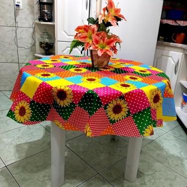 Imagem de Toalha Mesa de TNT Estampada Redonda 1,35 Diâmetro- 2 Uni Festa Junina Retalhos do Sol