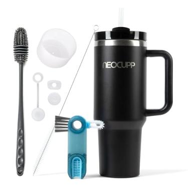 Imagem de NEOCUPP - Copo de 1,134 g com alça - Copo à prova de derramamento - Design de aço inoxidável isolado - Inclui escova de tampa 3 em 1, limpador de palha, escova de garrafa de silicone e bota - Preto