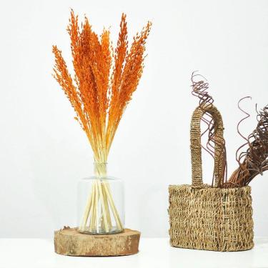 Imagem de Arranjo de flores desidratadas capim laranja + vaso de vidro