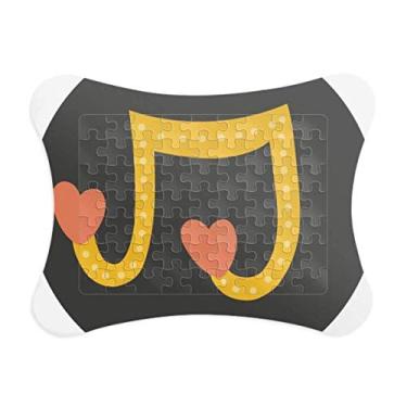 Imagem de Adorável moldura em formato de coração, notas musicais, quebra-cabeça de papel para casa