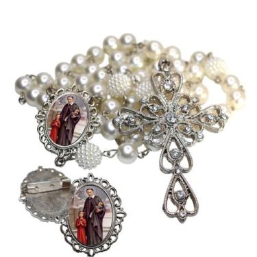 Imagem de Terço de Noiva de Luxo Arabesco com Broche de Lapela São Vicente de Pa