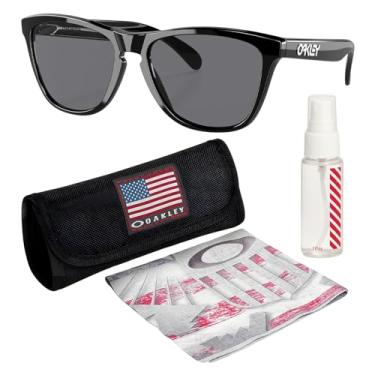 Imagem de OAKLEY OO9013 FROGSKINS Armação preta polida – Lente cinza, óculos de sol quadrados não polarizados com kit de óculos oficial eSHADES, Preto polido (55 mm), 55 mm