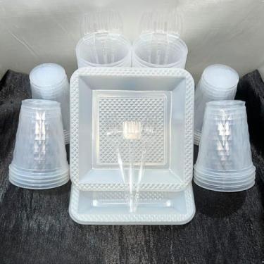 Imagem de Conjunto de luxo descartável para festas de aniversário com 260 peças Pratos quadrados de plástico colorido com efeito perolado Cores doces (Transparente)