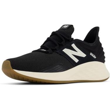 Imagem de New Balance Tênis de corrida feminino Fresh Foam Roav V1, Preto/Nb Branco/Permafrost, 37