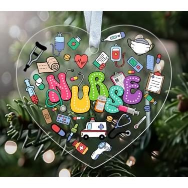 Imagem de Ornamento de coração de enfermeira acrílico - design de símbolos médicos com seringa estetoscópio ambulância e pílulas - lembrança de decoração de Natal para enfermeiras