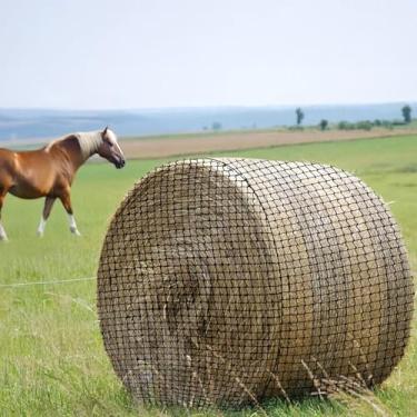 Imagem de Rede de feno para fardos redondos para cavalos, redes de feno de 1,8 x 1,8 m com furos de 4,75 cm, rede de feno de alimentação lenta para alimentador de gado de cavalos, furos para fardos redondos de
