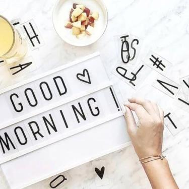 Imagem de Luminária Letreiro Cinema LED A4 – Caixa de Luz Personalizável com 96 Letras e Símbolos – Alimentação USB ou Pilha – Decoração Criativa para Mesa, Parede, Festas e Presentes