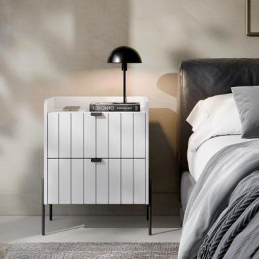 Imagem de mesa de cabeceira em madeira mdf branca laqueada frente riscada moriah