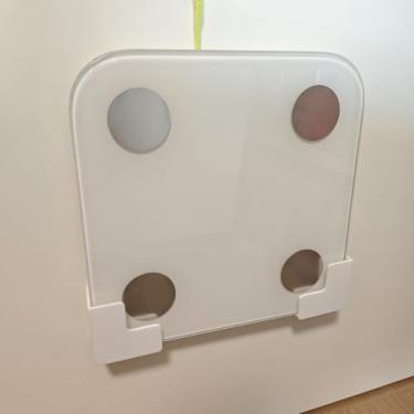 Imagem de 1 par de suporte de balança de peso para parede – suporte de armazenamento ajustável para gordura corporal e balanças digitais, ajuste universal para academia em casa, banheiro, cozinha (branco