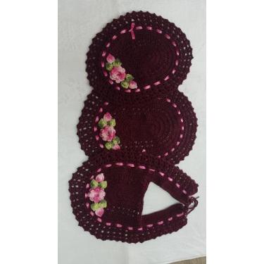 Imagem de Jogo de Banheiro Vinho com Rosa 3 Peças Bordado croche - Ricatex