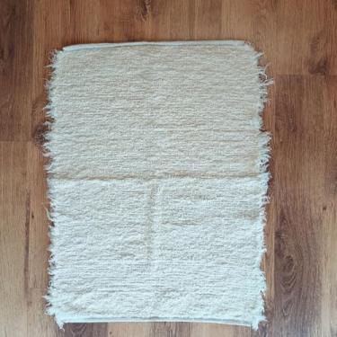 Imagem de Casa Coeva - Tapete Artesanal Básico Peludo Pequeno Avulso 50x70