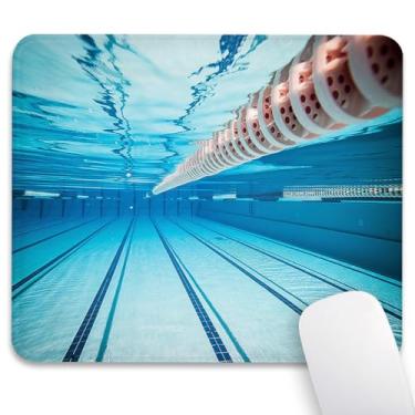 Imagem de Knseva Tapete de rato com vista subaquática para piscina 24 x 20 cm, bordas costuradas reforçadas, tapete antiderrapante durável para jogos e escritório, decoração de mesa, exercício relaxante hobby