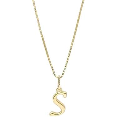 Imagem de Colar Feminino com Letra Inicial – Pingente Personalizado Elegante – Corrente Semi Joia Banhada a Ouro 18K – Presente Sofisticado para Mulher - Stella Vilela Semi Joias (S)